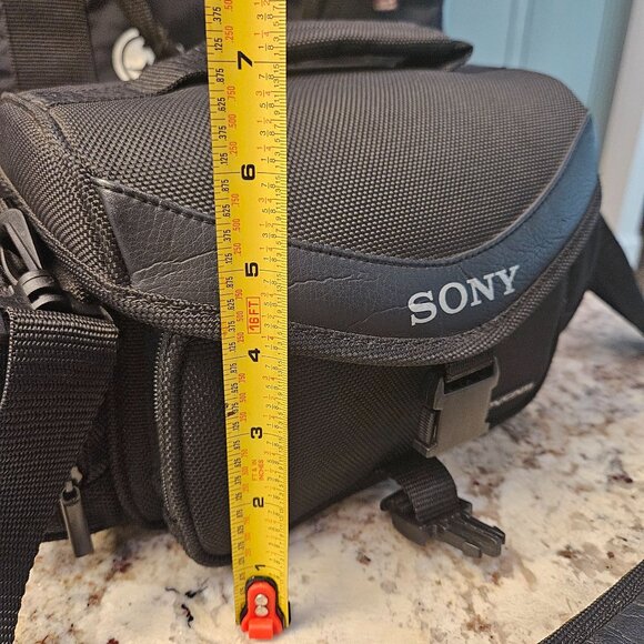 Sony Black Handycam Camera Bag Adjustable Strap Multiple Compartments pockets - Picture 7 of 8